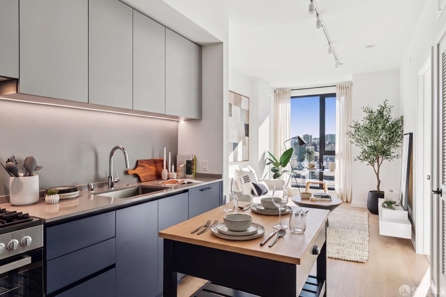Buy or rent a property | Harrison St, San Francisco 94107
