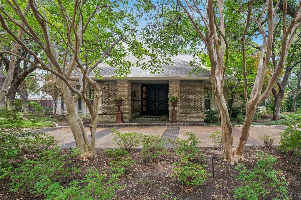Buy or rent a property | Lupton Cir, Dallas 75225