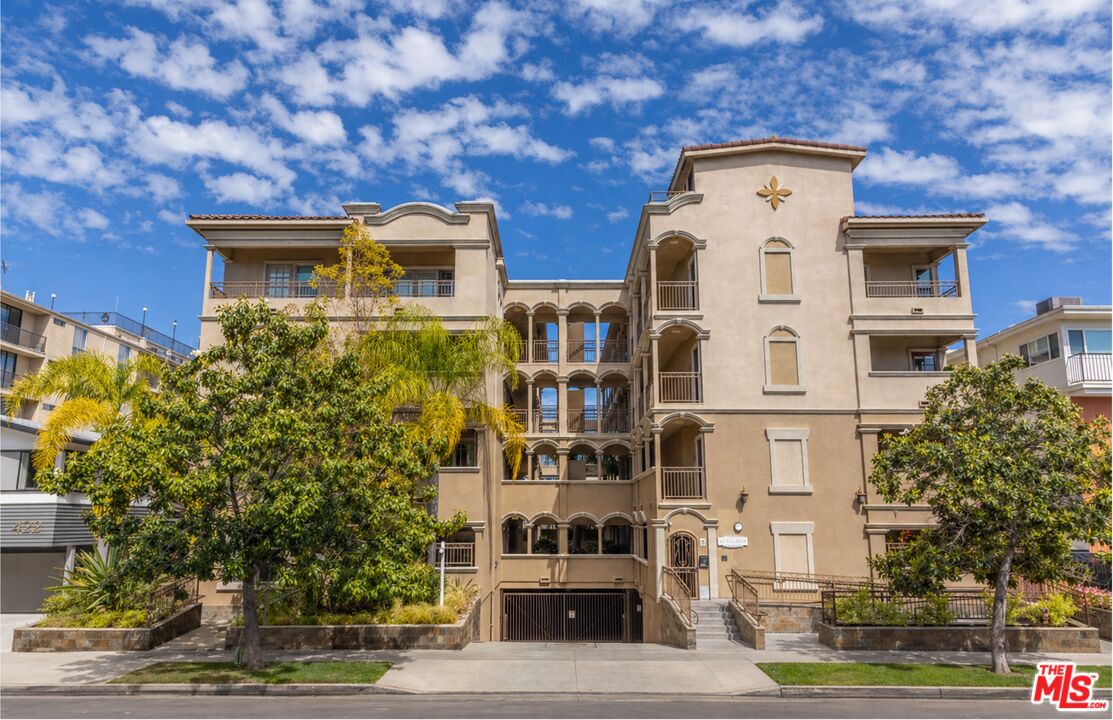 Buy or rent a property | S Willaman Dr, Los Angeles 90048