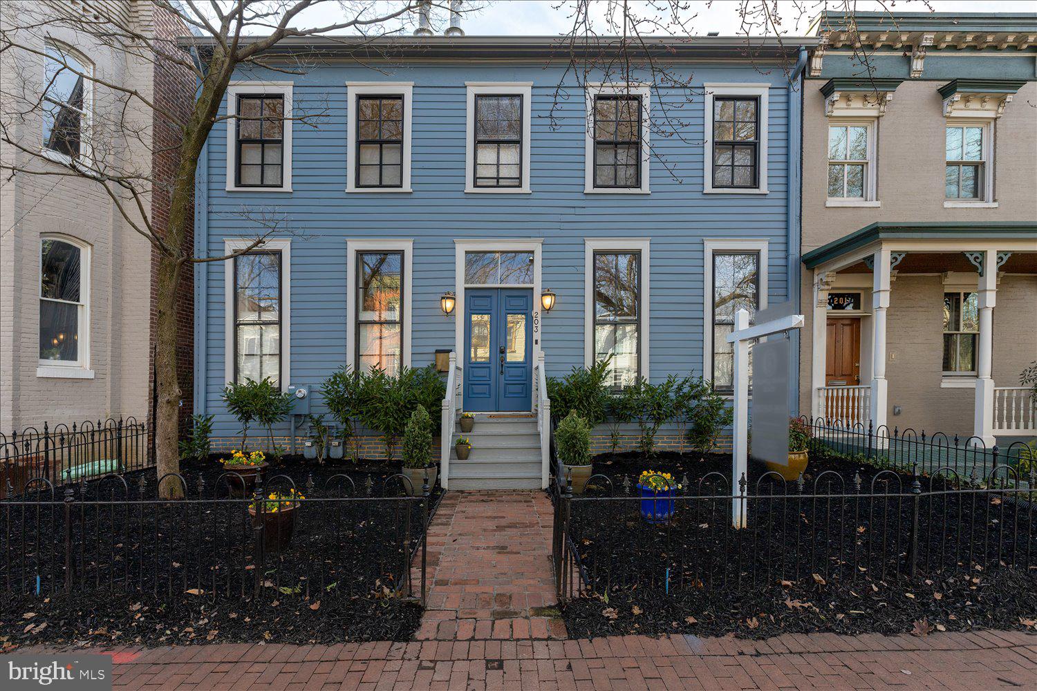 Buy or rent a property | 9th St SE, Washington, DC 20003