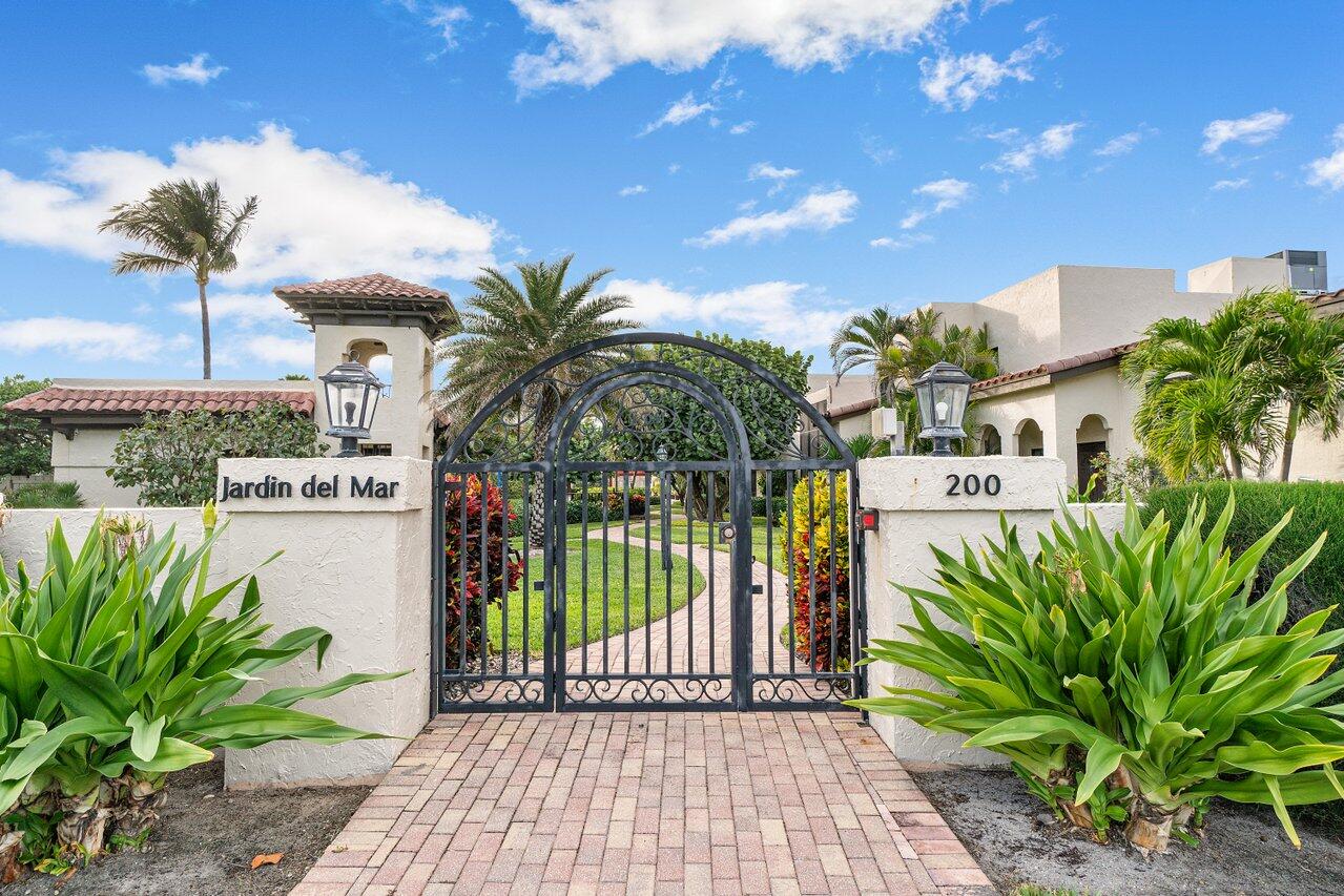 Buy or rent a property | S Ocean Blvd, Delray Beach 33483