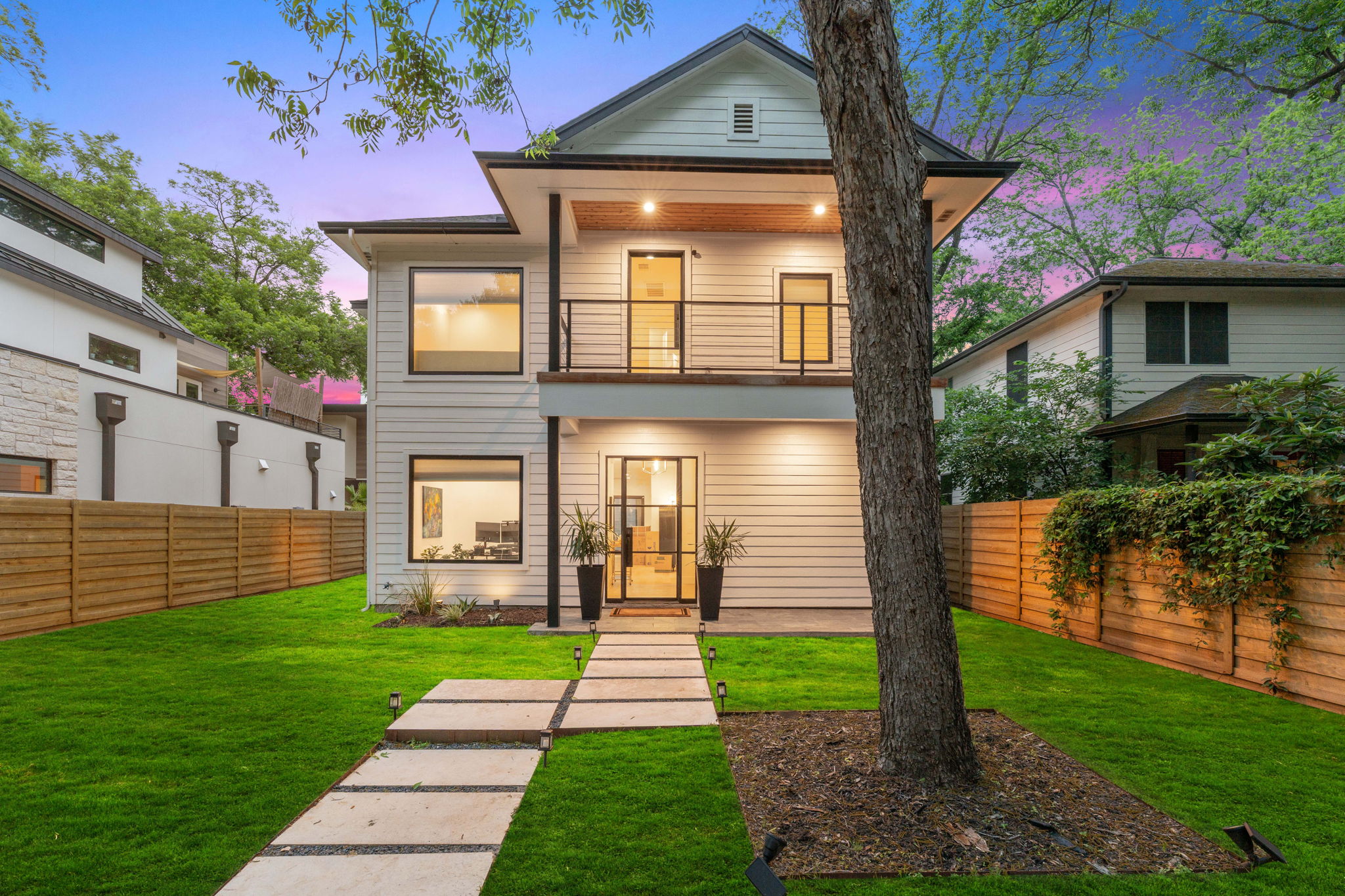 Buy or rent a property | Riverview St, Austin 78702