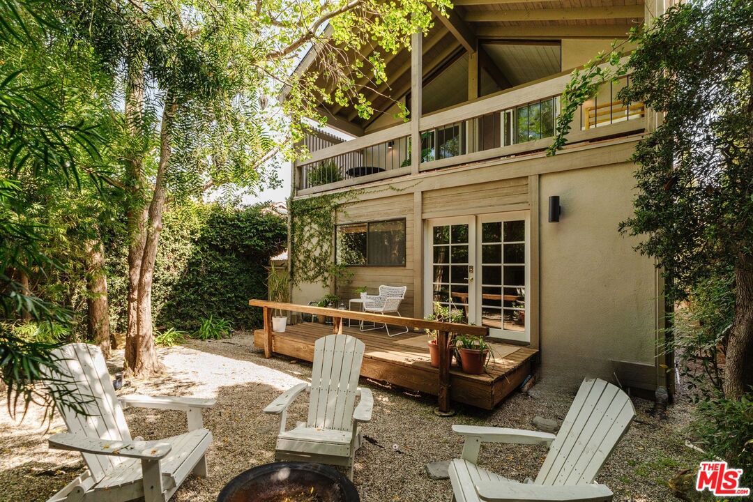 Buy or rent a property | Alla Rd, Los Angeles 90066