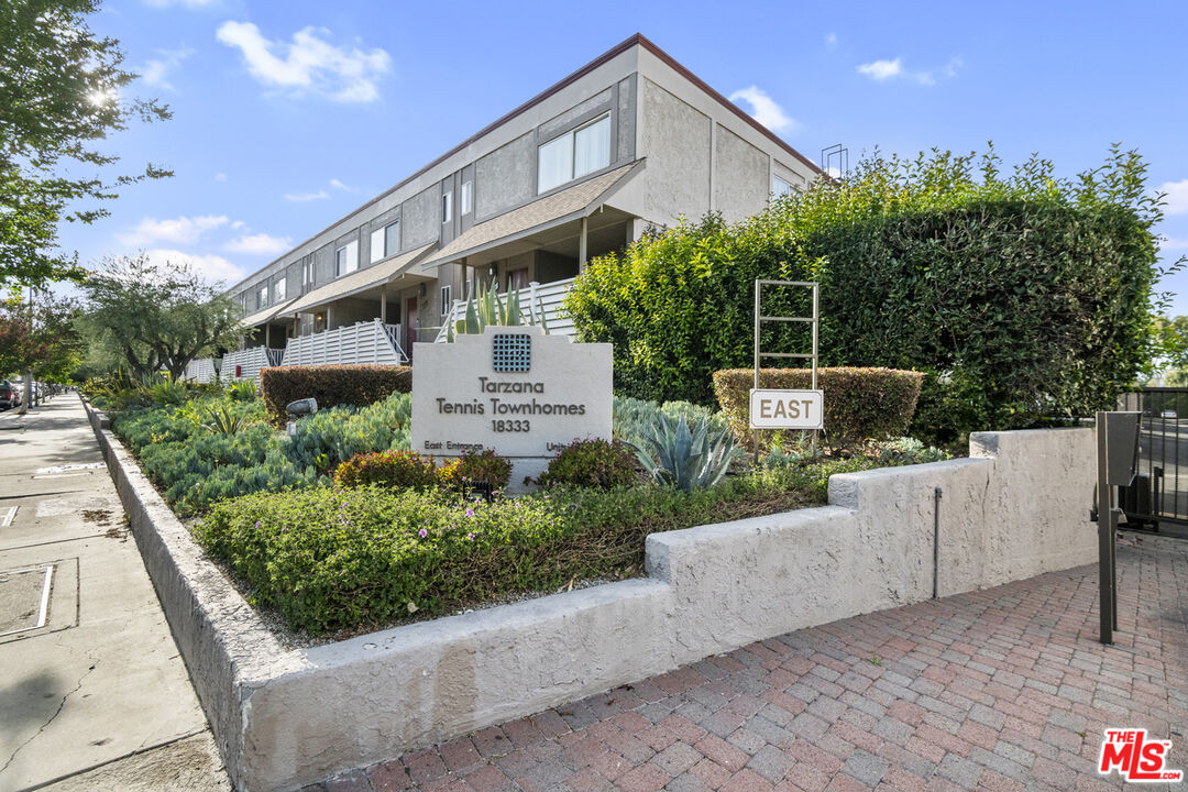 Buy or rent a property | Hatteras St, Tarzana 91356