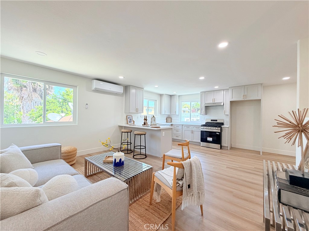 Buy or rent a property | Ricardo St, Los Angeles 90033