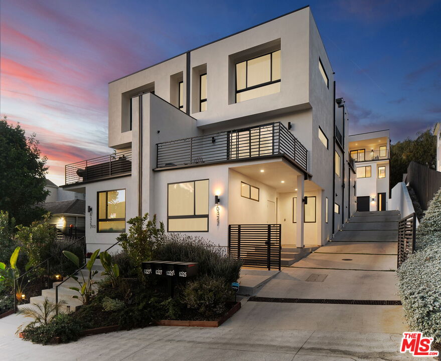 Buy or rent a property | Primrose Ave, Los Angeles 90068