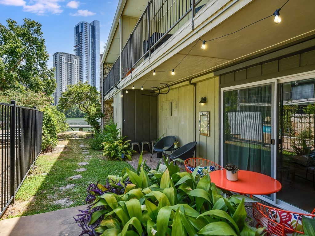 Buy or rent a property | E Riverside Dr, Austin 78704
