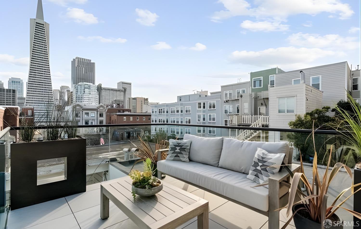 Buy or rent a property | Prescott Ct, San Francisco 94133