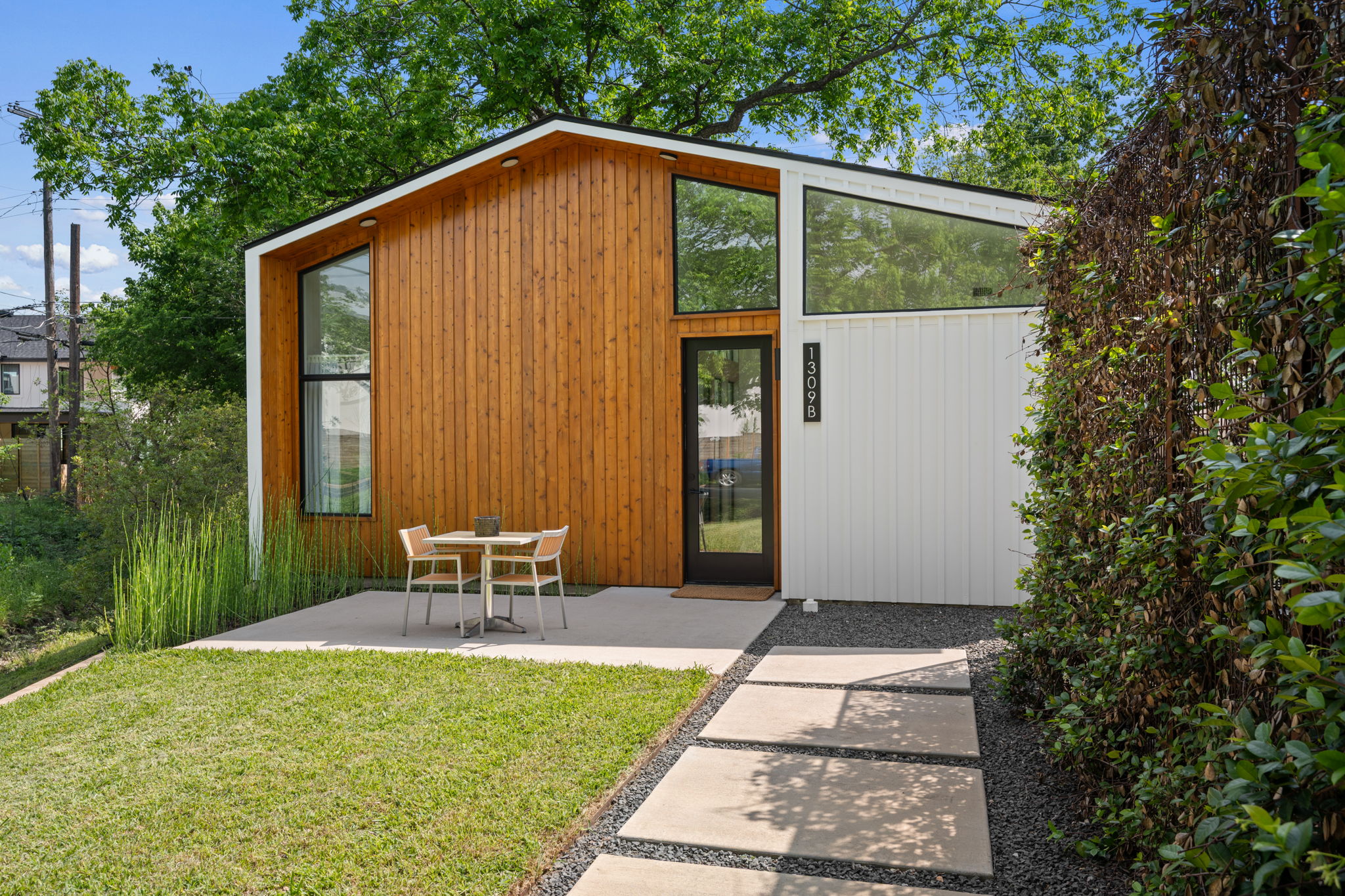 Buy or rent a property | Green Forest Dr, Austin 78745