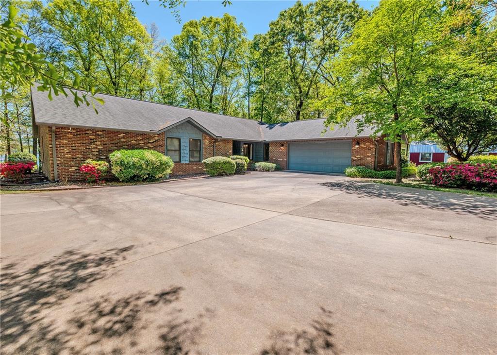 Buy or rent a property | Old Oak Trail, Hartwell 30643