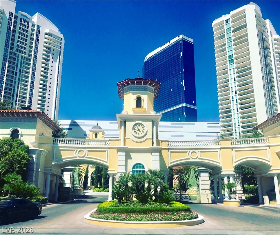 Buy or rent a property | Paradise Rd, Las Vegas 89109