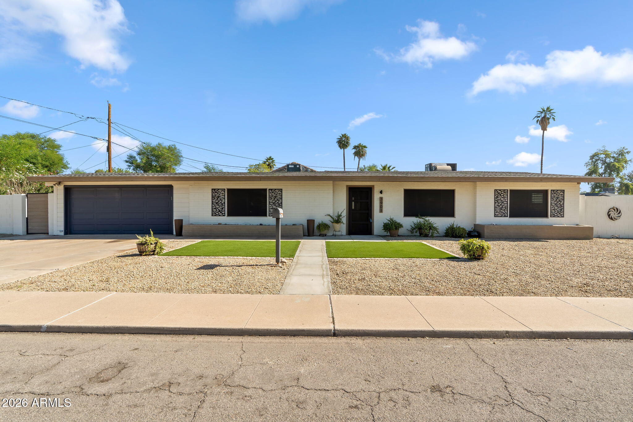 Buy or rent a property | N 19th St, Phoenix 85016