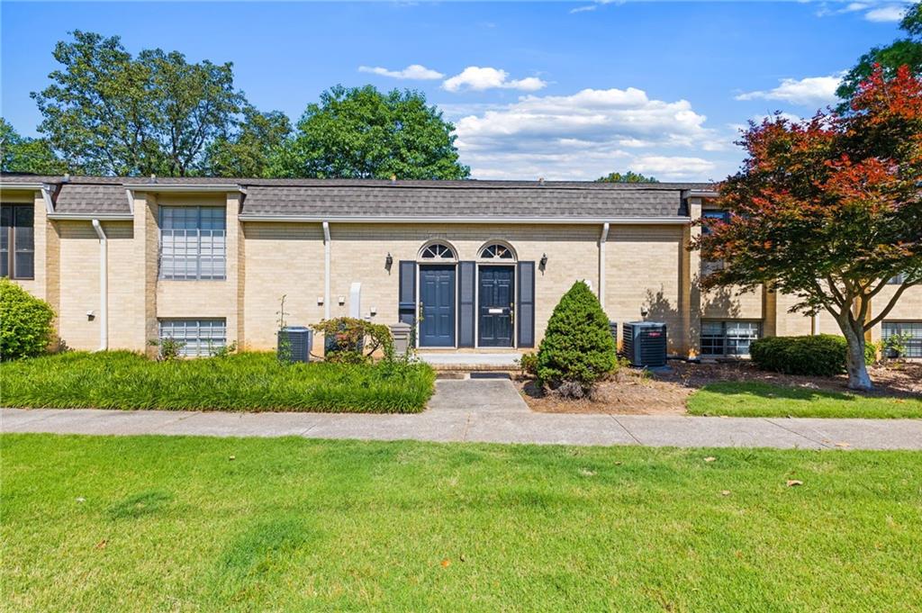 Buy or rent a property | Roswell Rd, Sandy Springs 30342