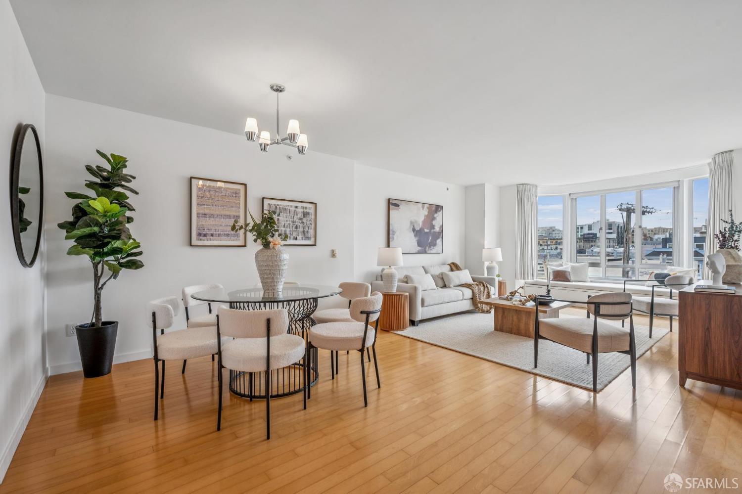 Buy or rent a property | Green St, San Francisco 94109