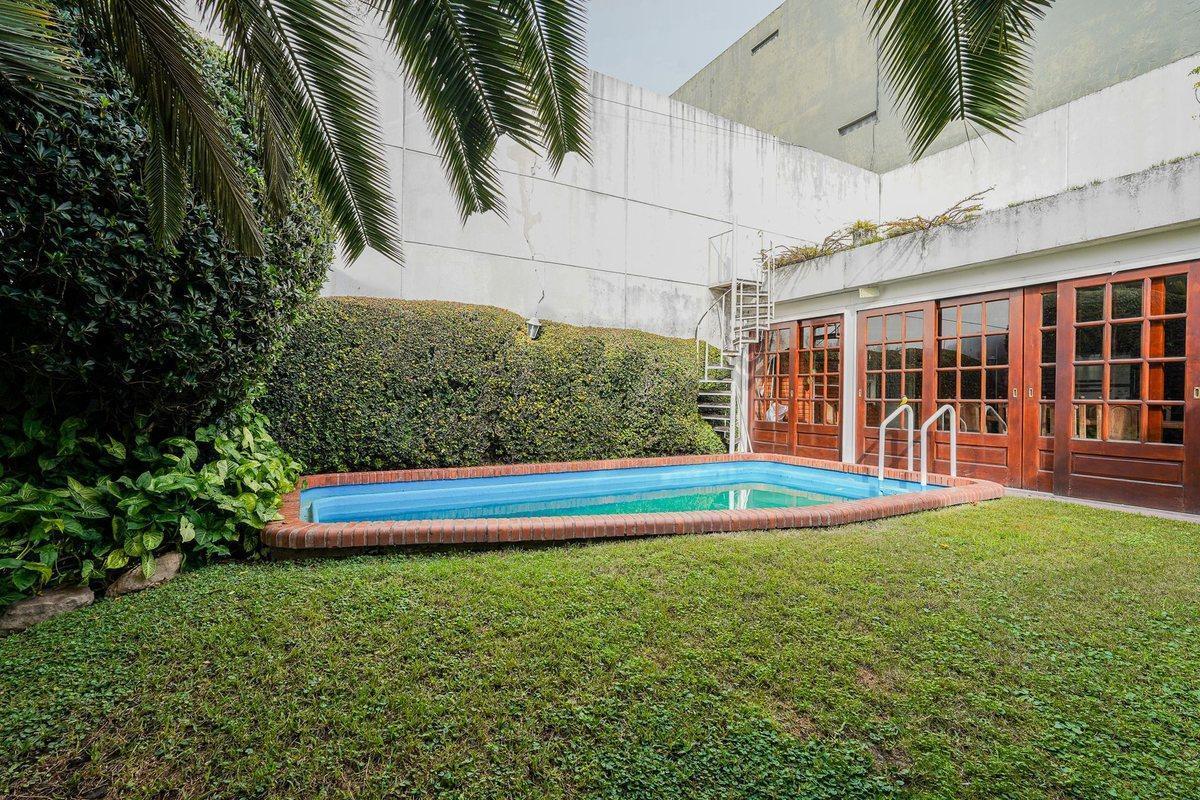 Buy or rent a property | Bolivia, Flores C1406FWY