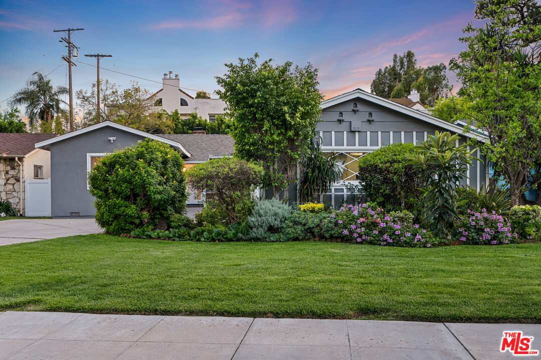 Buy or rent a property | Killion St, Sherman Oaks 91401