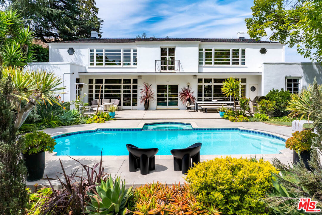 Buy or rent a property | Micheltorena St, Los Angeles 90039
