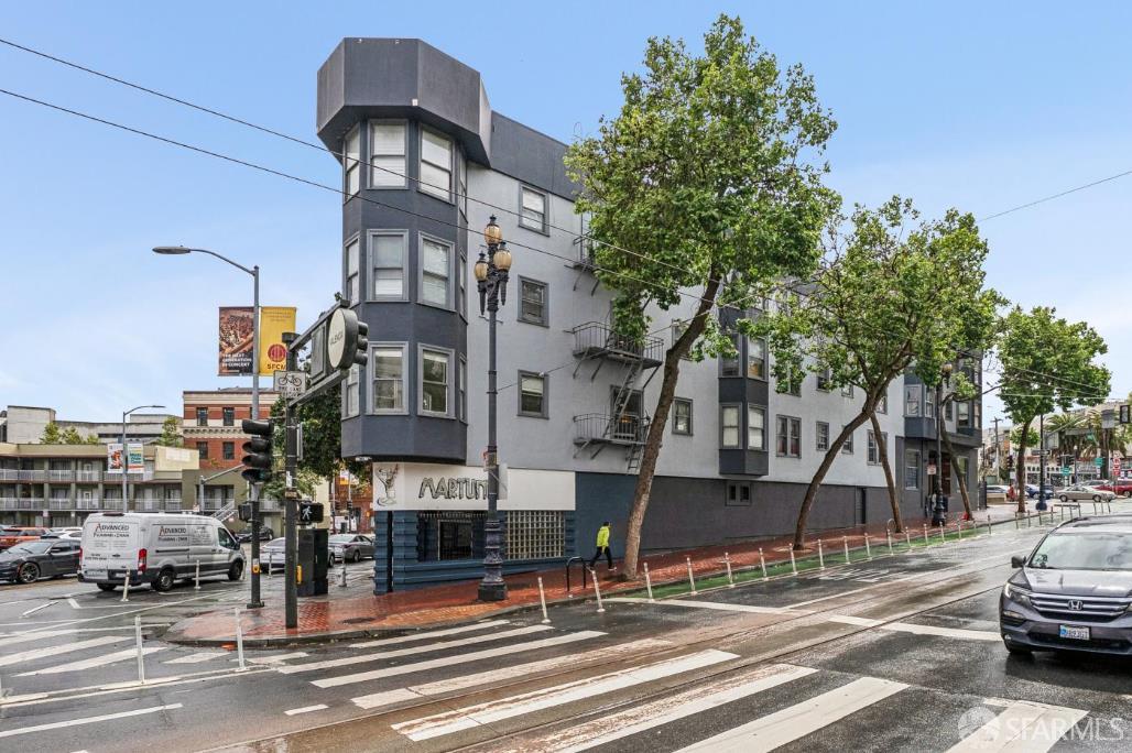 Buy or rent a property | Market St, San Francisco 94103