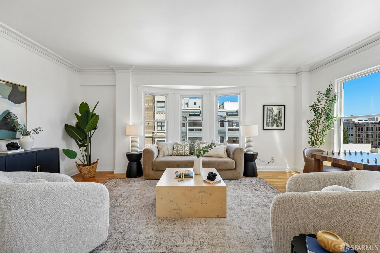 Buy or rent a property | Sacramento St, San Francisco 94115