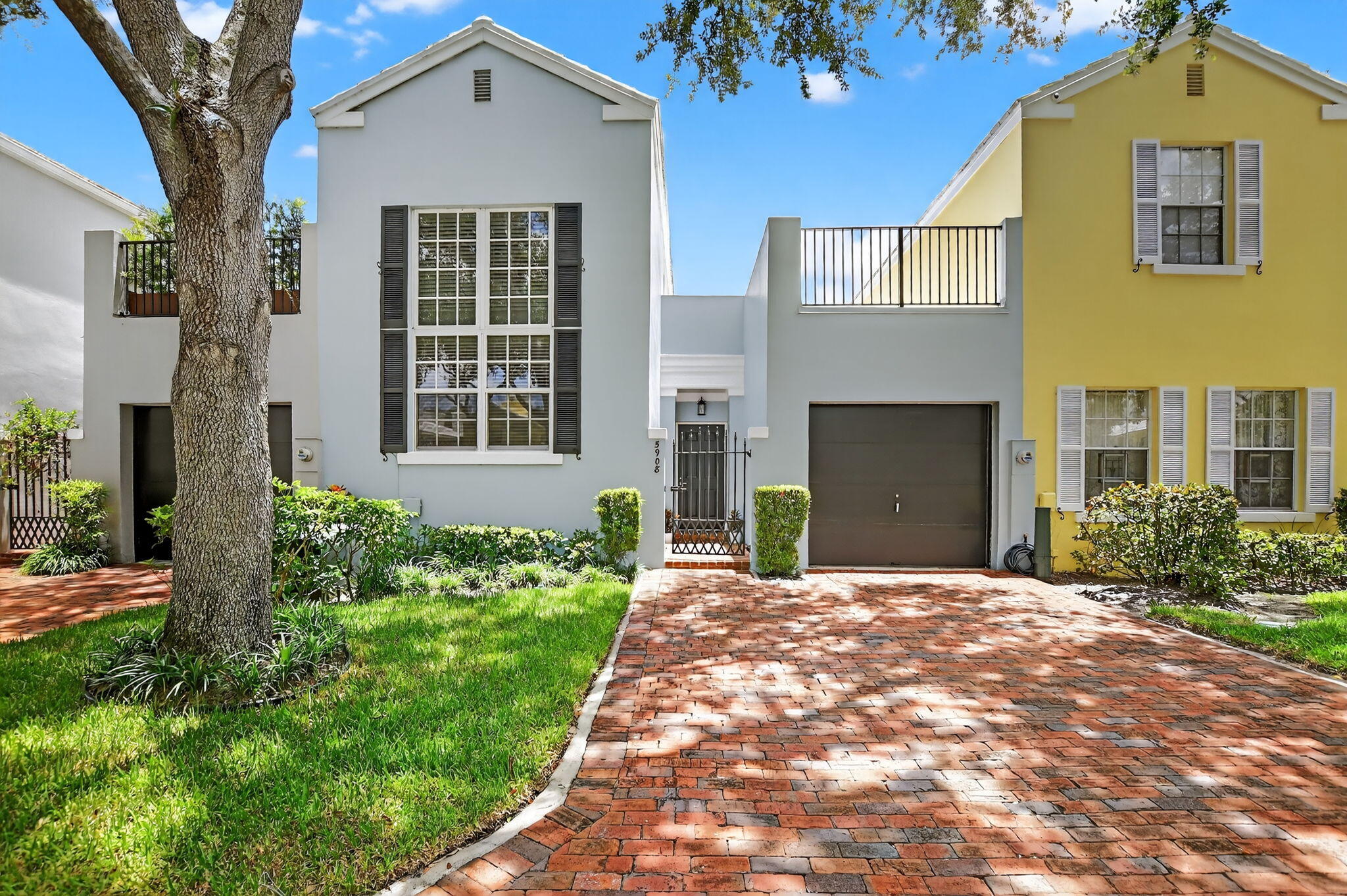 Buy or rent a property | Catesby St, Boca Raton 33433