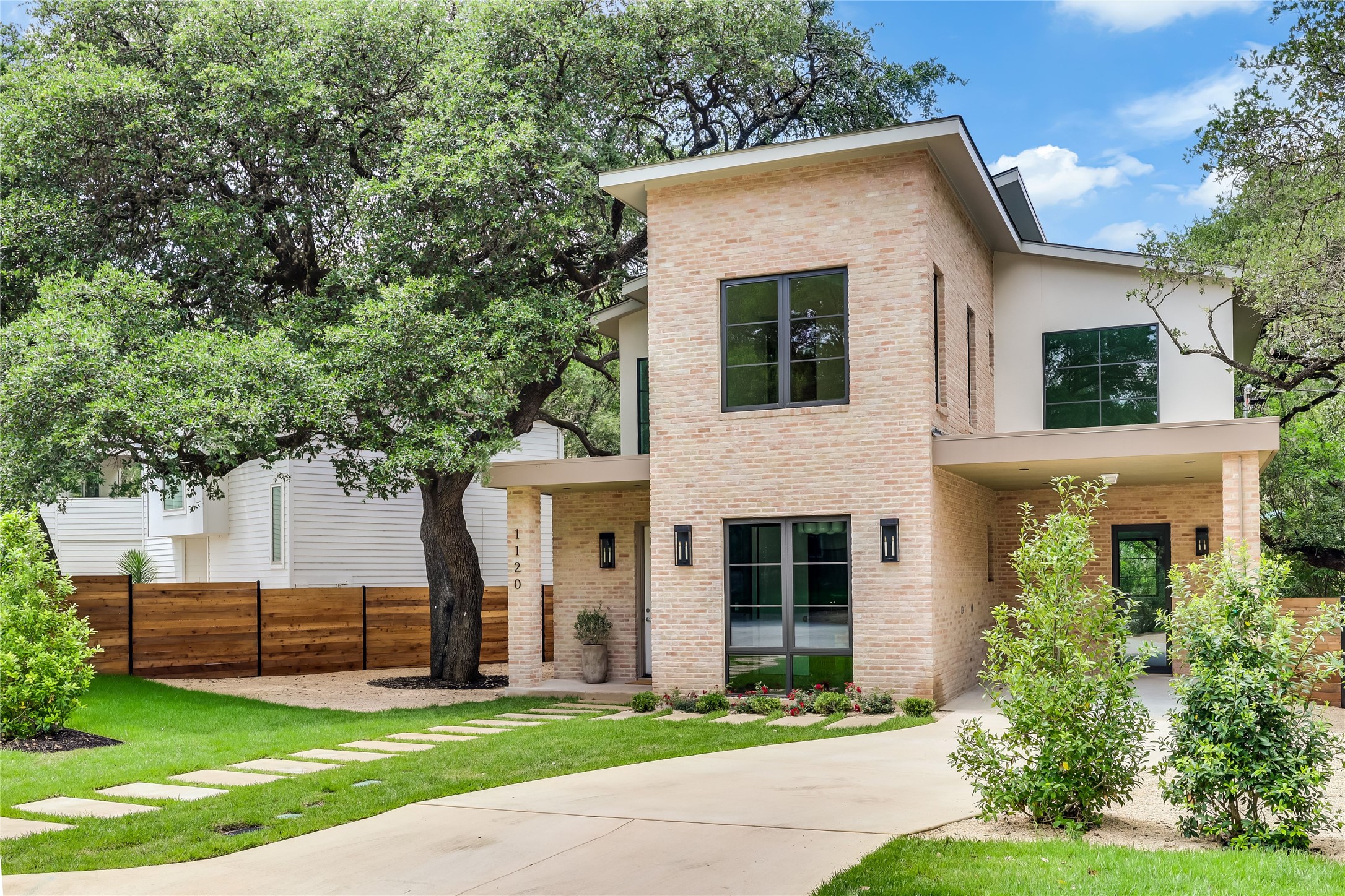 Buy or rent a property | Bluebonnet Ln, Austin 78704