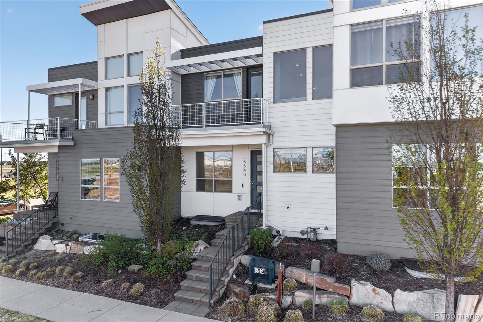 Buy or rent a property | Valentia Ct, Denver 80238