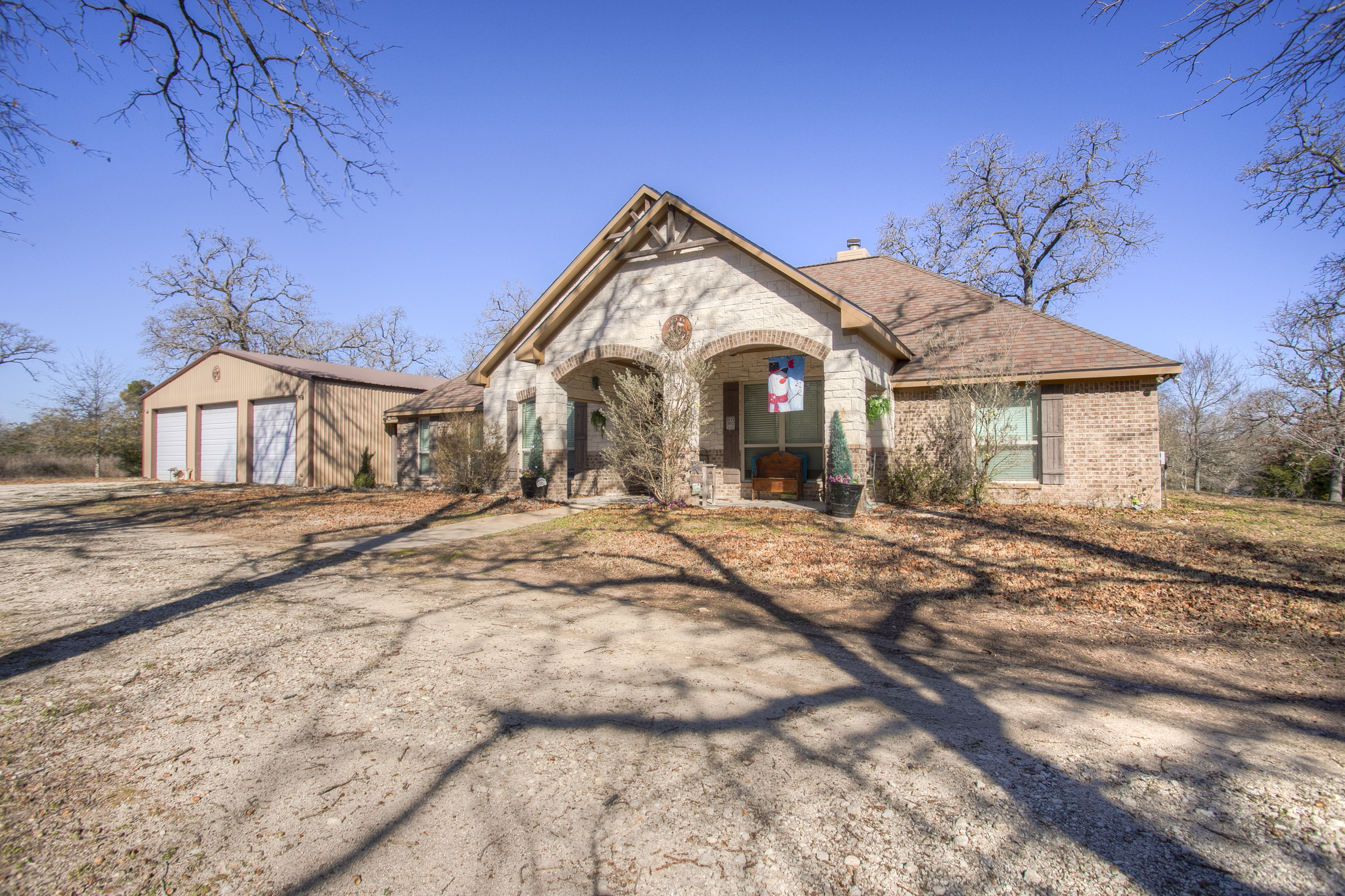 Buy or rent a property | Planter Pointe, Normangee 77871