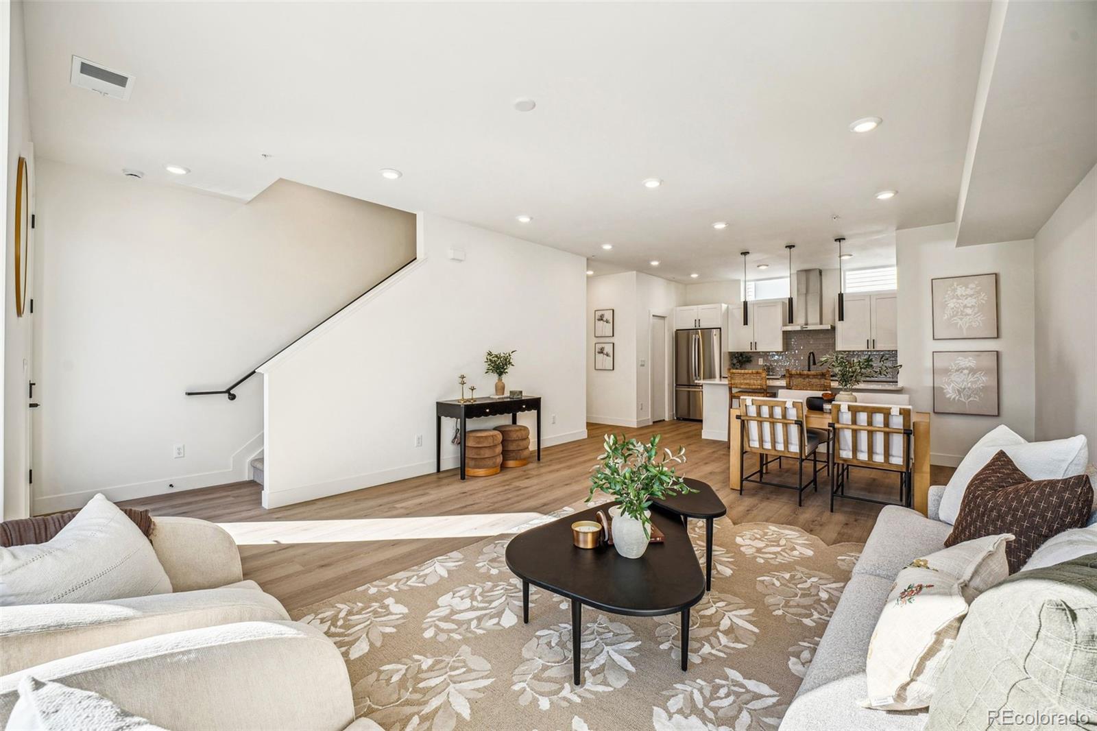 Buy or rent a property | Pierce St, Lakewood 80214