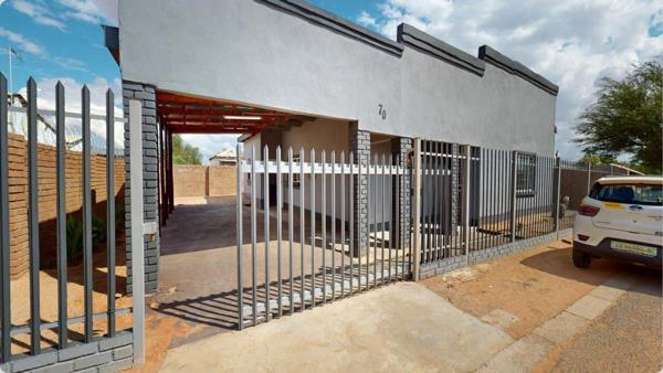 Buy or rent a property | 70 Dahlia Street, Upington 8801