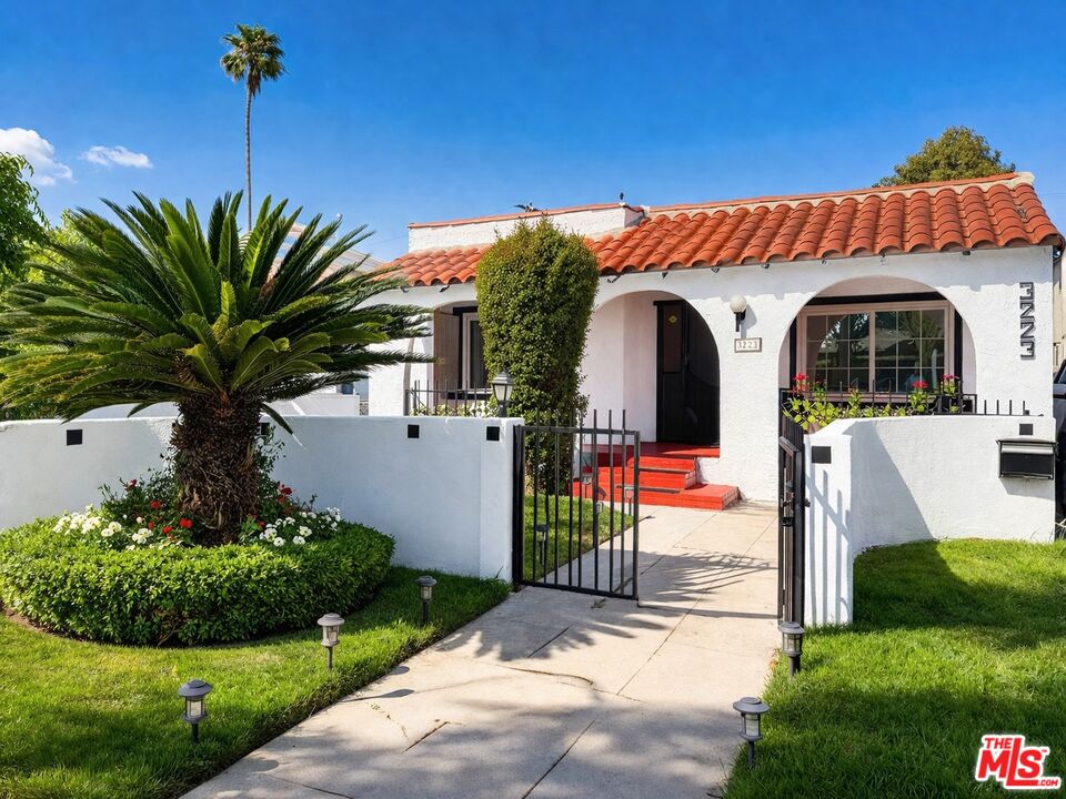 Buy or rent a property | Perlita Ave, Los Angeles 90039
