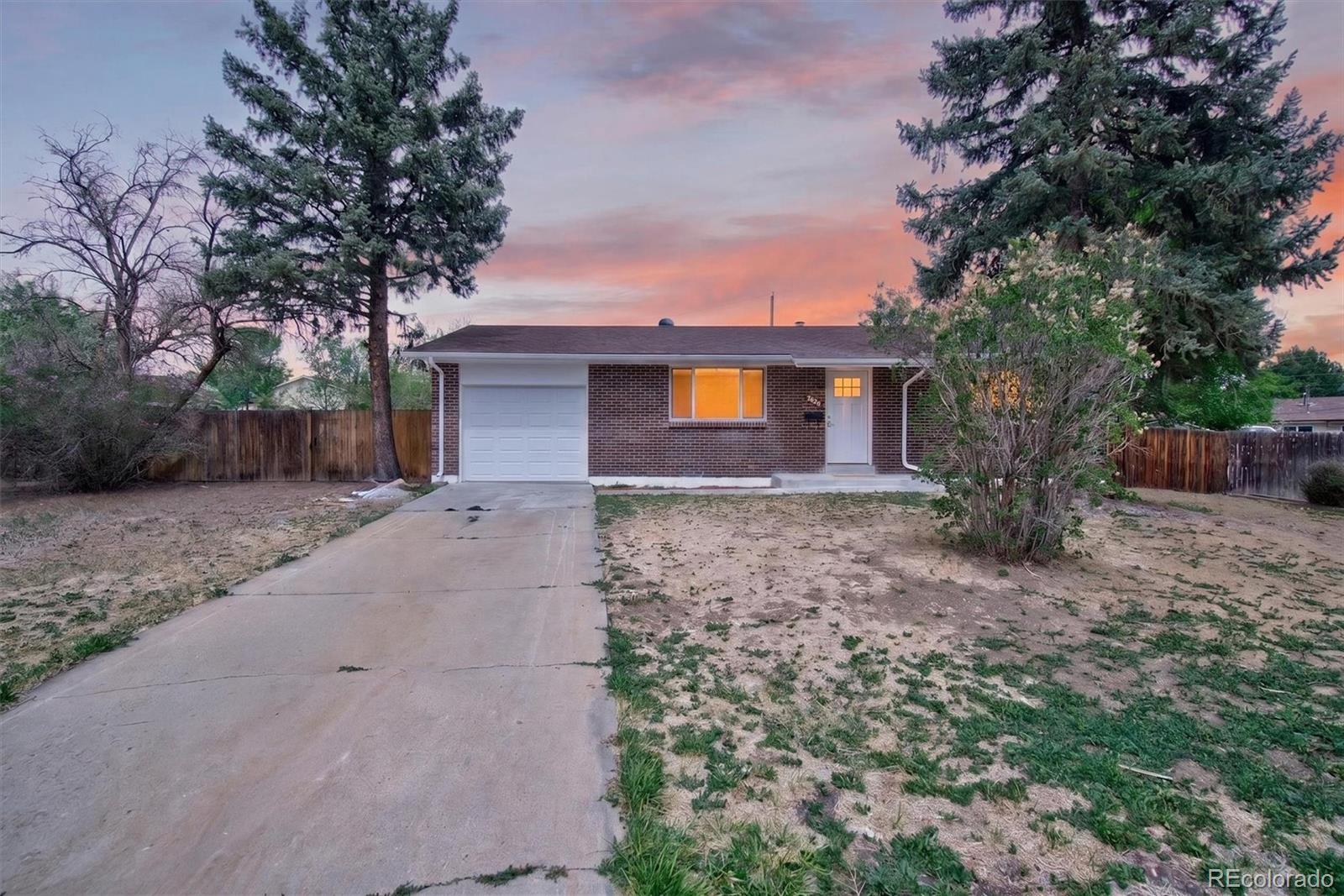 Buy or rent a property | Acoma Ct, Denver 80221