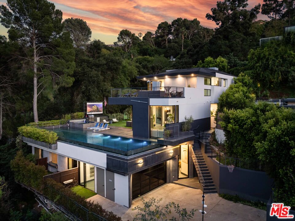 Buy or rent a property | Broadlawn Dr, Los Angeles 90068