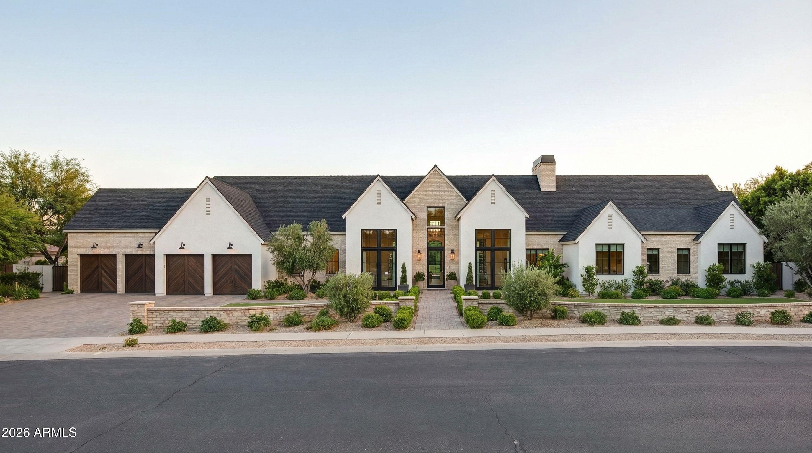Buy or rent a property | N 60th St, Scottsdale 85254