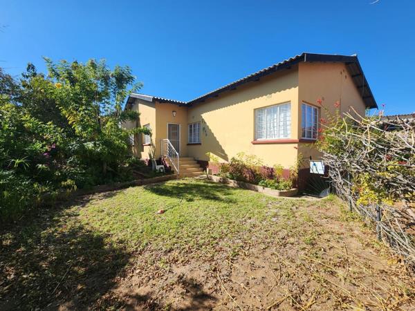 Buy or rent a property | 1729 Hibiscus Street, Springbok 8240