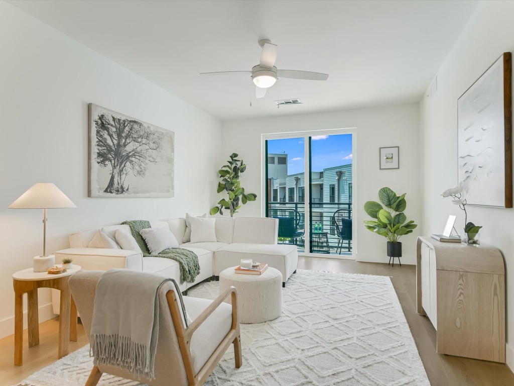 Buy or rent a property | Simond Ave, Austin 78723