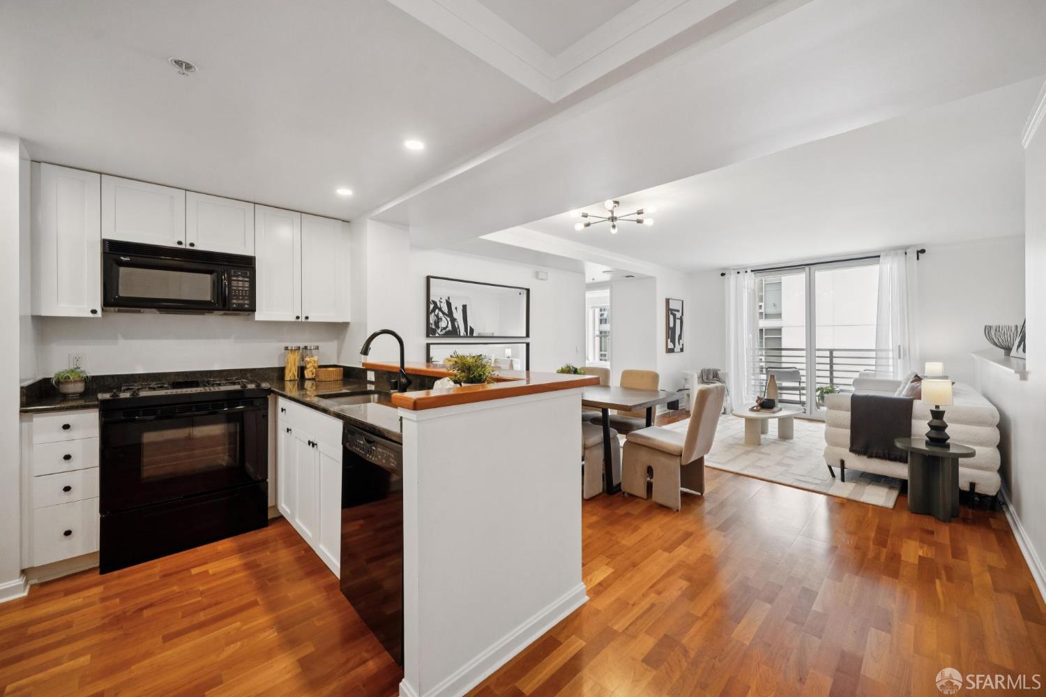 Buy or rent a property | Beale St, San Francisco 94105