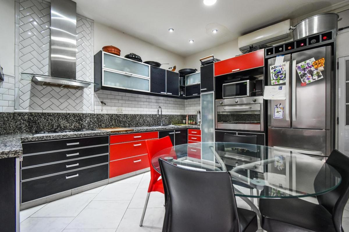 Buy or rent a property | Lastra, Villa Devoto B1674AOA