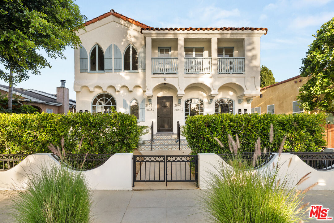 Buy or rent a property | Potomac Ave, Los Angeles 90016