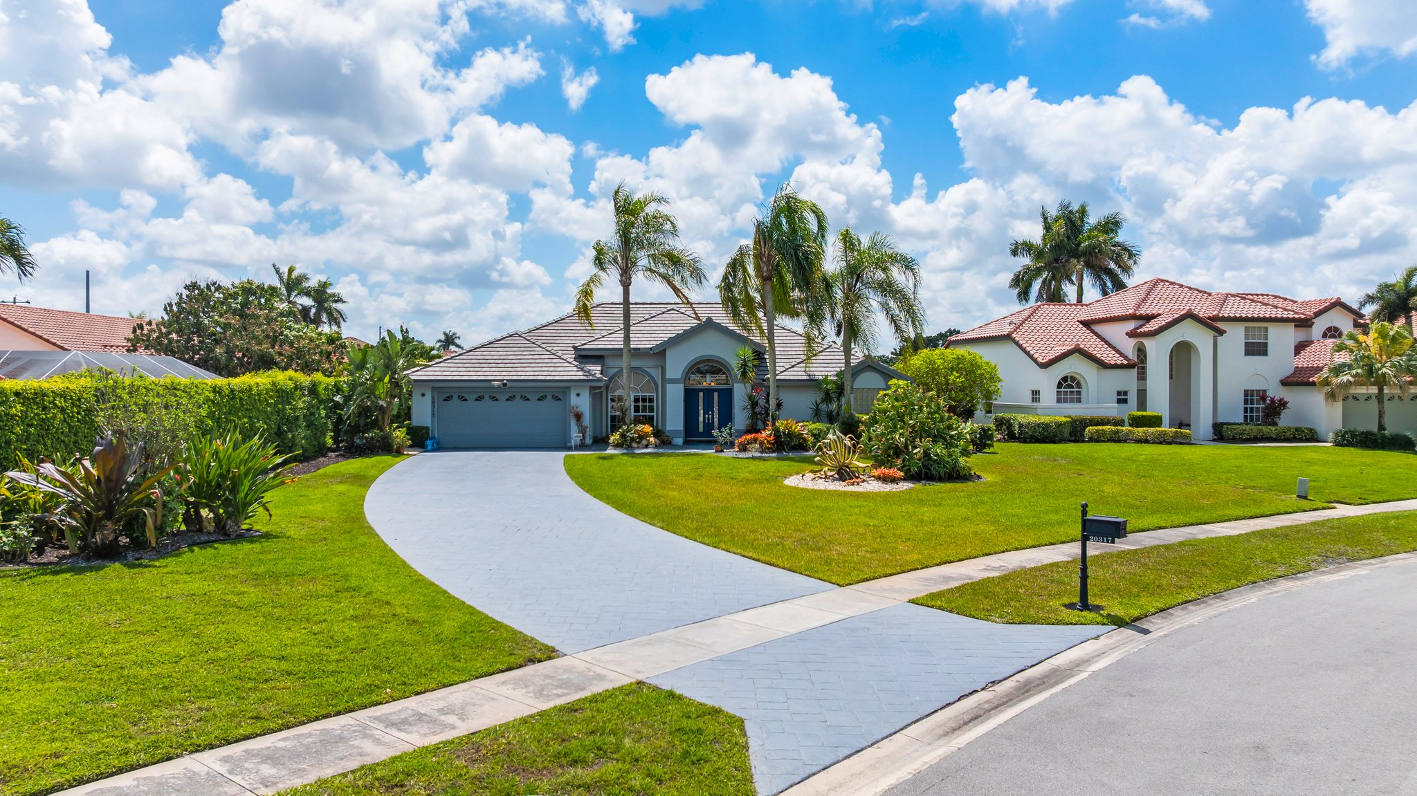 Buy or rent a property | Hacienda Ct, Boca Raton 33498