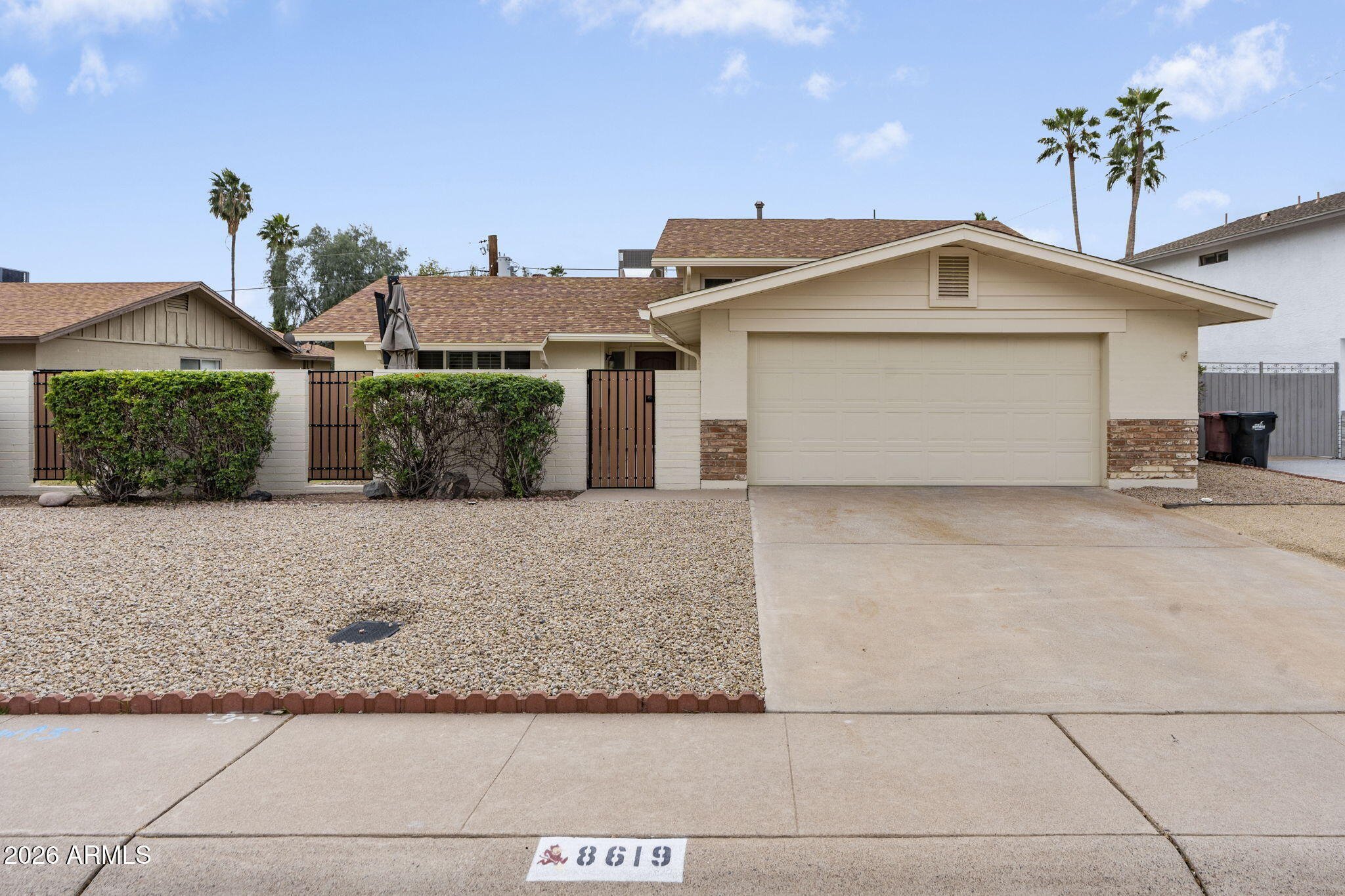 Buy or rent a property | E Lincoln Dr, Scottsdale 85250