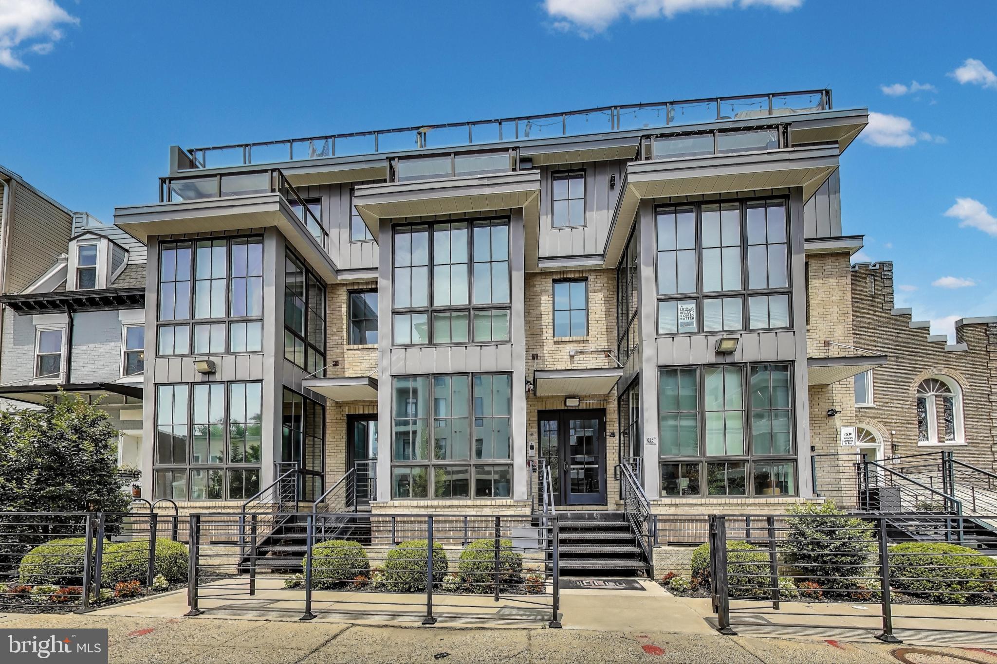 Buy or rent a property | Park Rd NW, Washington, DC 20010