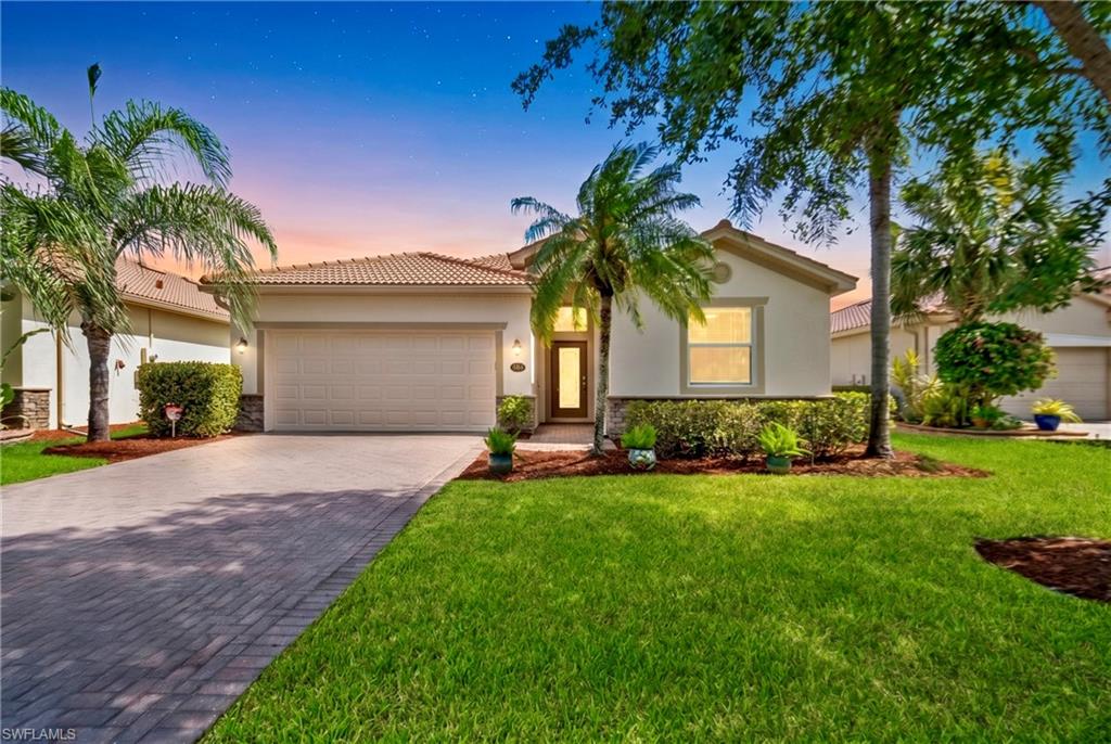 Buy or rent a property | Messino Ct, Estero 33928