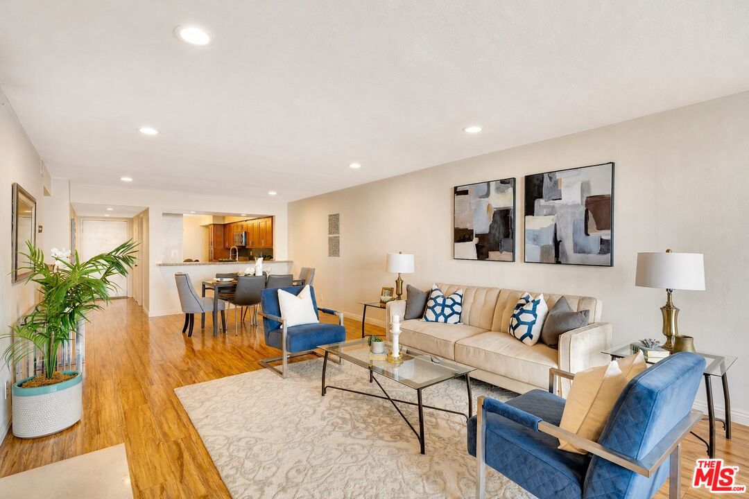 Buy or rent a property | Vine St, Los Angeles 90068
