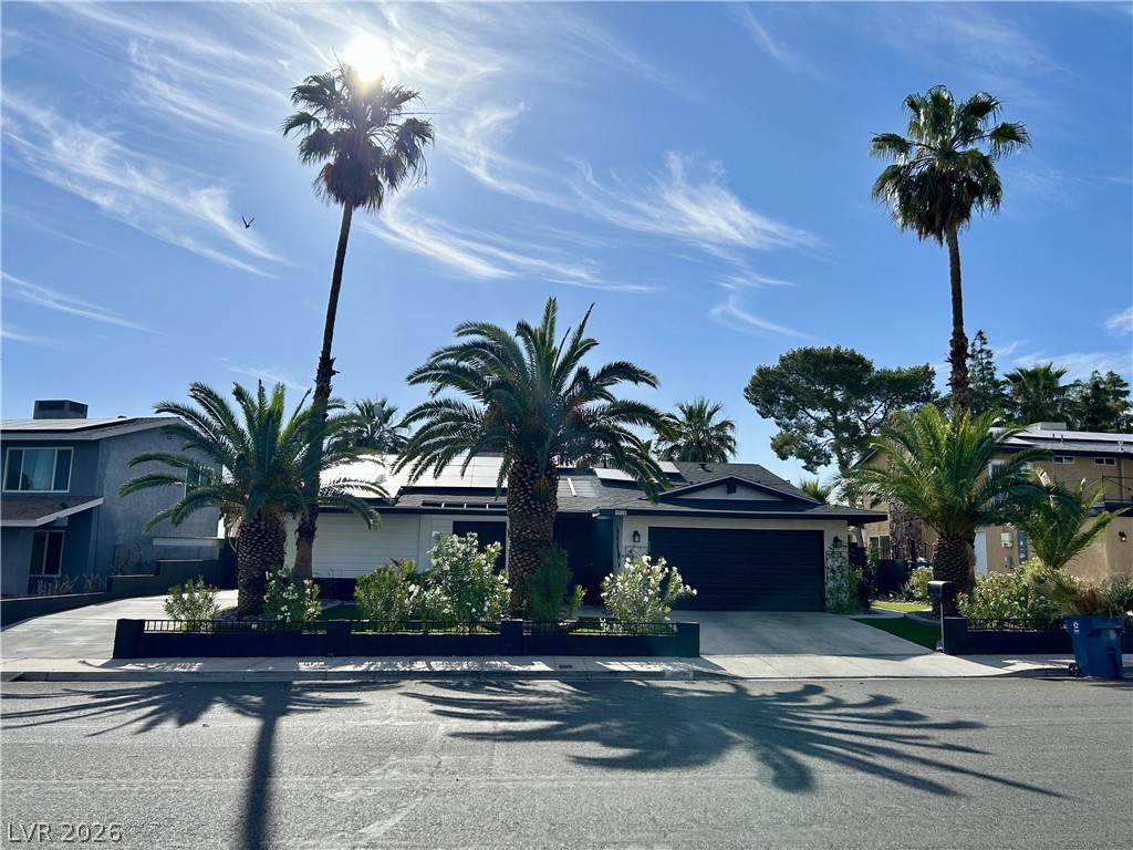 Buy or rent a property | Rollingwood Dr, Las Vegas 89120