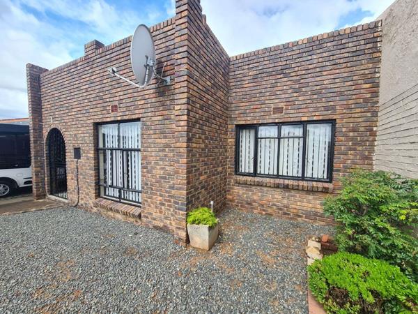 Buy or rent a property | 4 5Th, Kimberley 8335