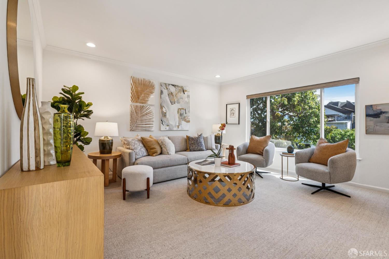 Buy or rent a property | 24th St, San Francisco 94114