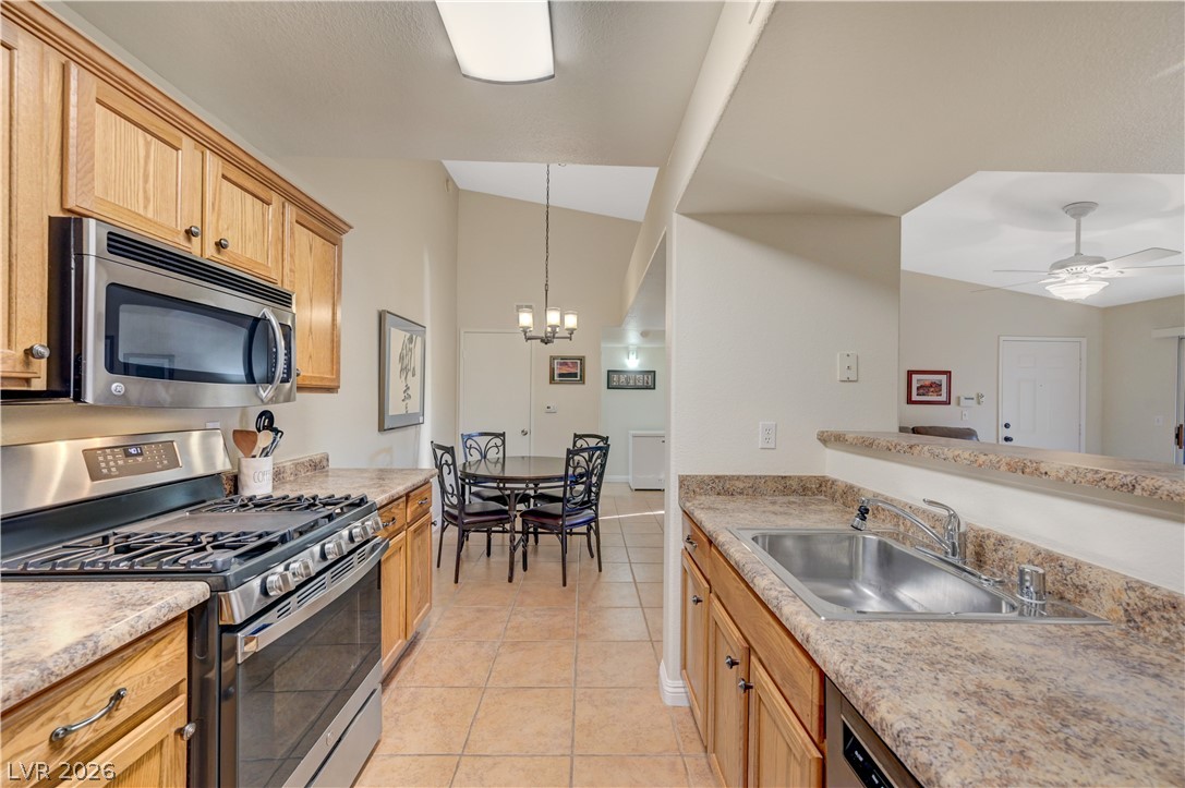 Buy or rent a property | W Flamingo Rd, Las Vegas 89147