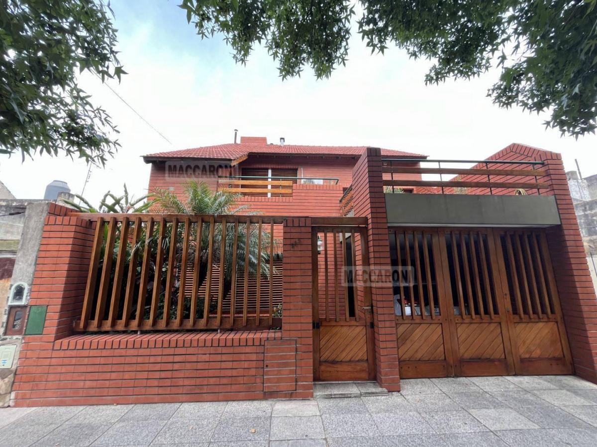 Buy or rent a property | MONTIEL, Liniers C1408DSI