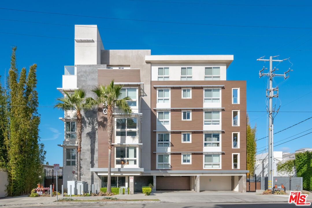 Buy or rent a property | Glencoe Ave, Marina del Rey 90292