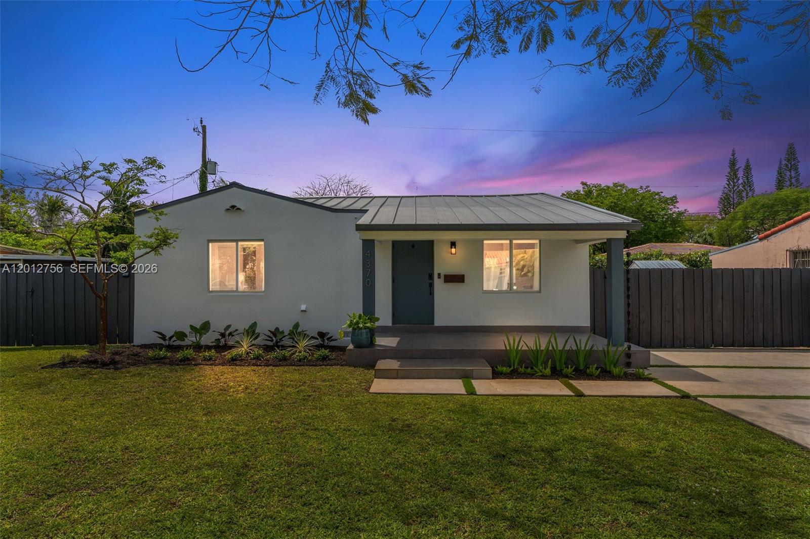 Buy or rent a property | SW 11th St, Miami 33134